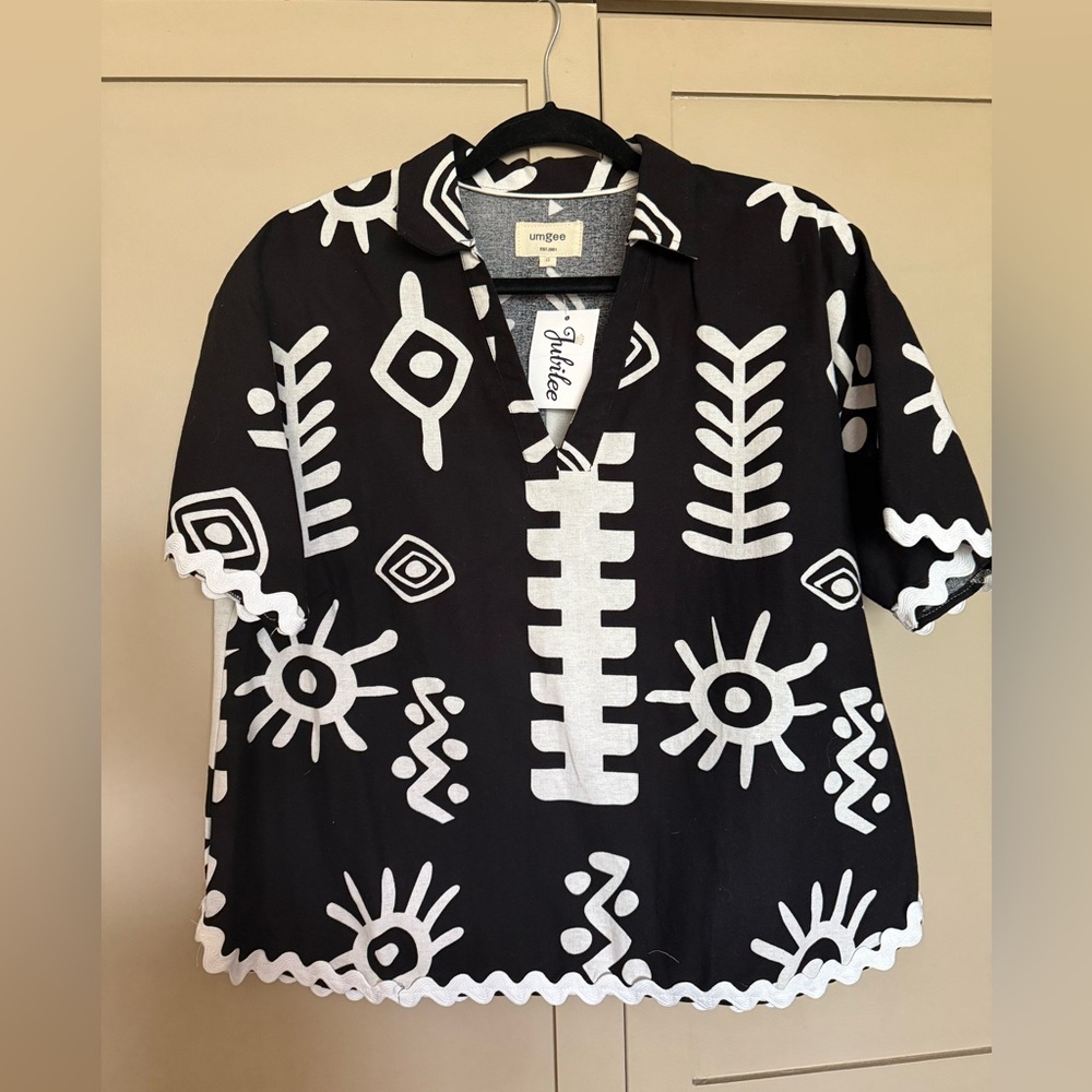 Umgee Black and White Tribal Print Men's Shirt